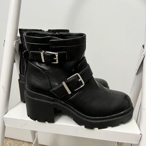 Circus by Sam Edelman Women's Sinead Ankle Boot